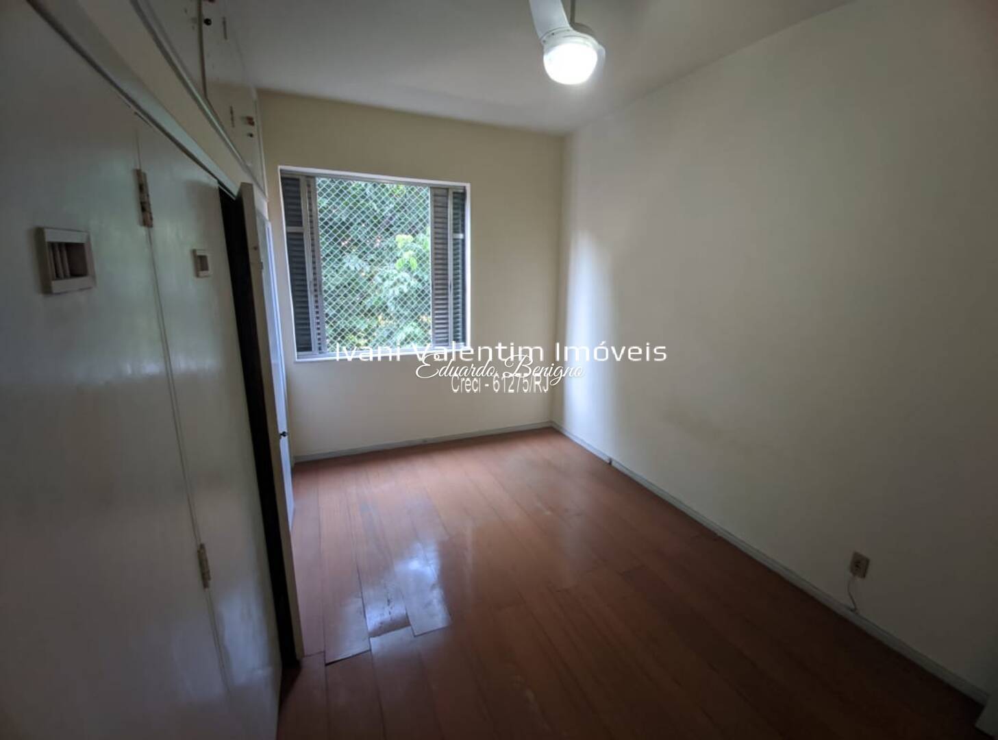 Apartamento à venda com 3 quartos, 121m² - Foto 10