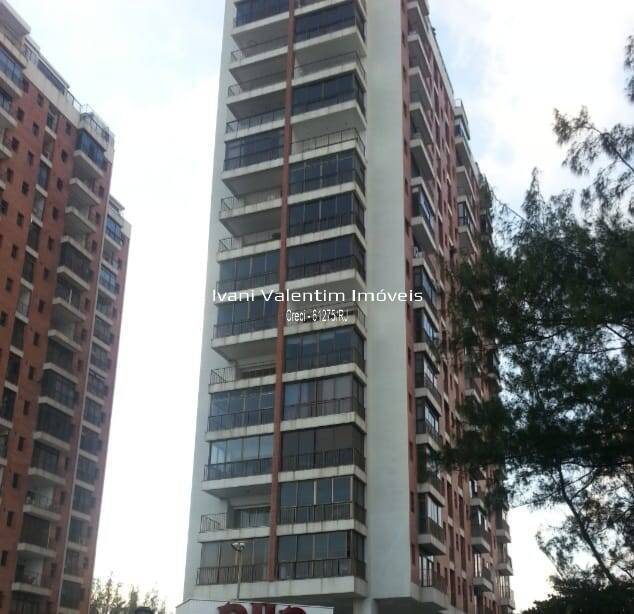 Apartamento à venda com 2 quartos, 77m² - Foto 20