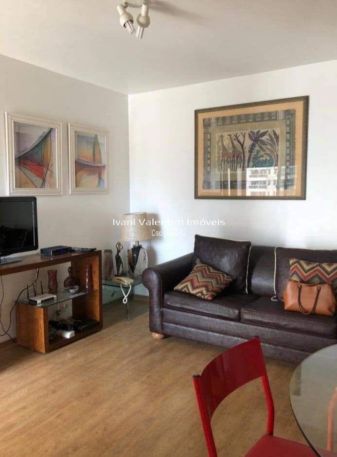 Apartamento à venda com 2 quartos, 77m² - Foto 1