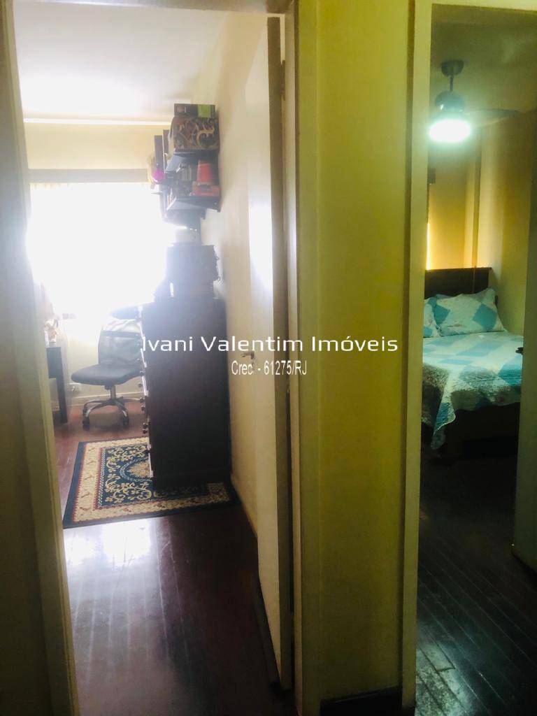 Apartamento à venda com 3 quartos, 100m² - Foto 13