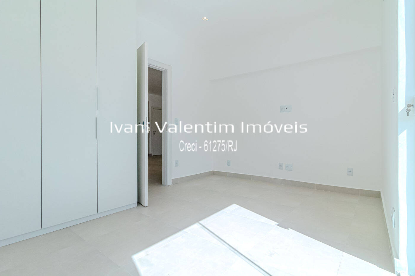 Apartamento à venda com 3 quartos, 135m² - Foto 7