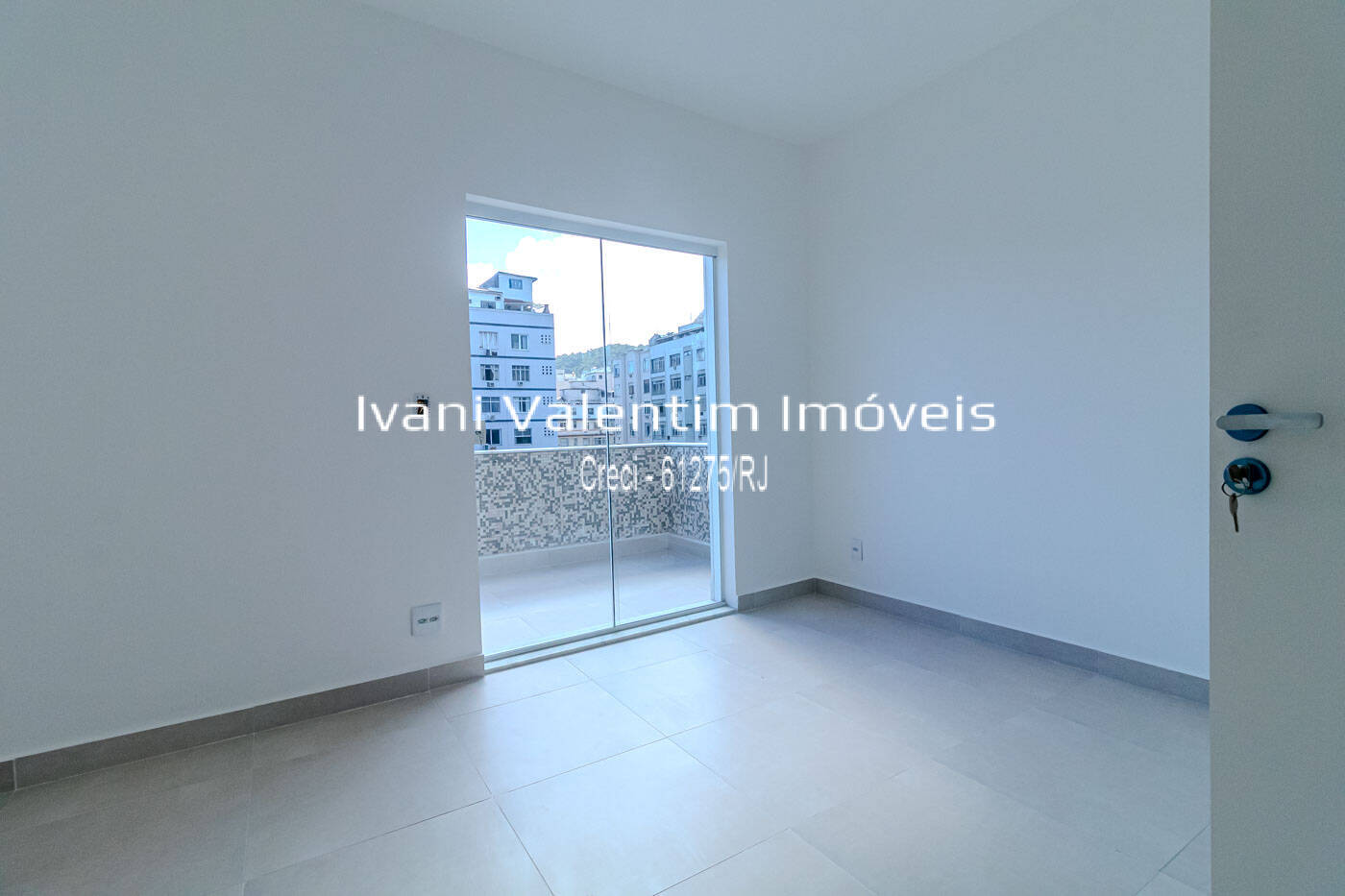 Apartamento à venda com 3 quartos, 135m² - Foto 17