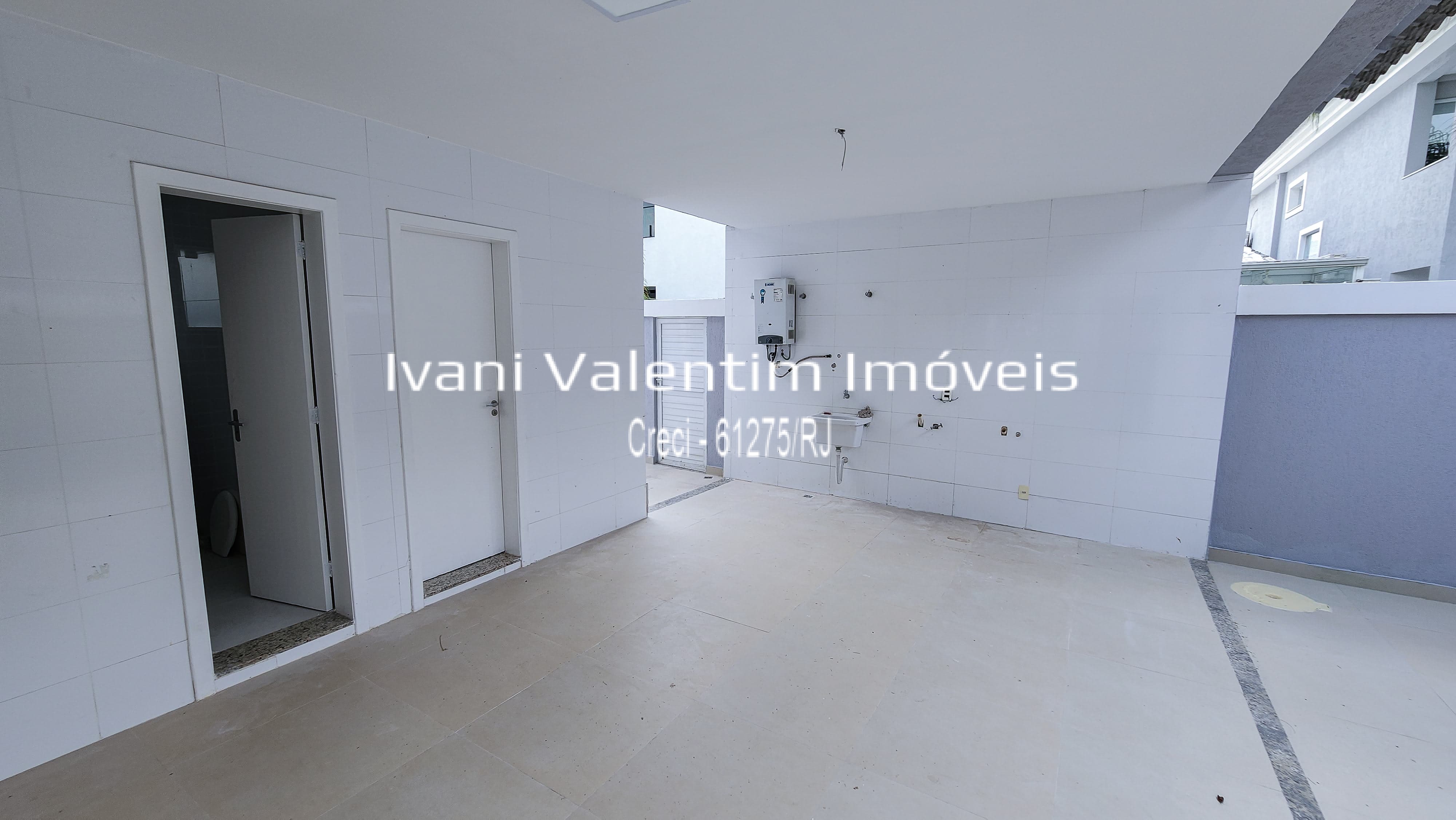 Casa à venda com 4 quartos, 240m² - Foto 11