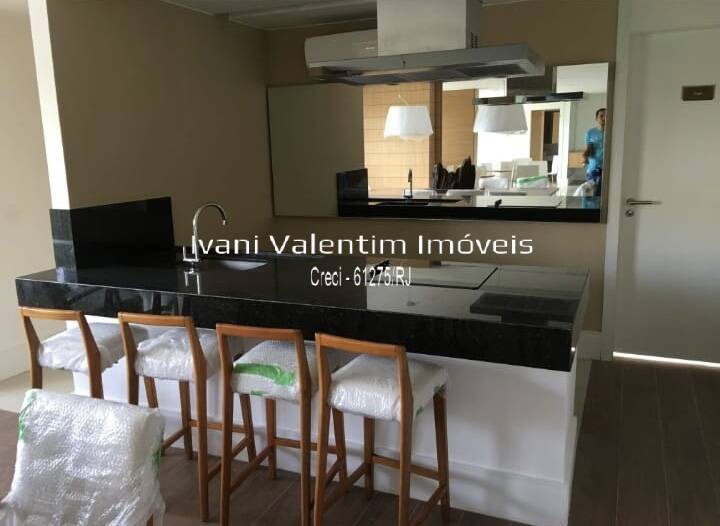 Apartamento à venda com 3 quartos, 83m² - Foto 15